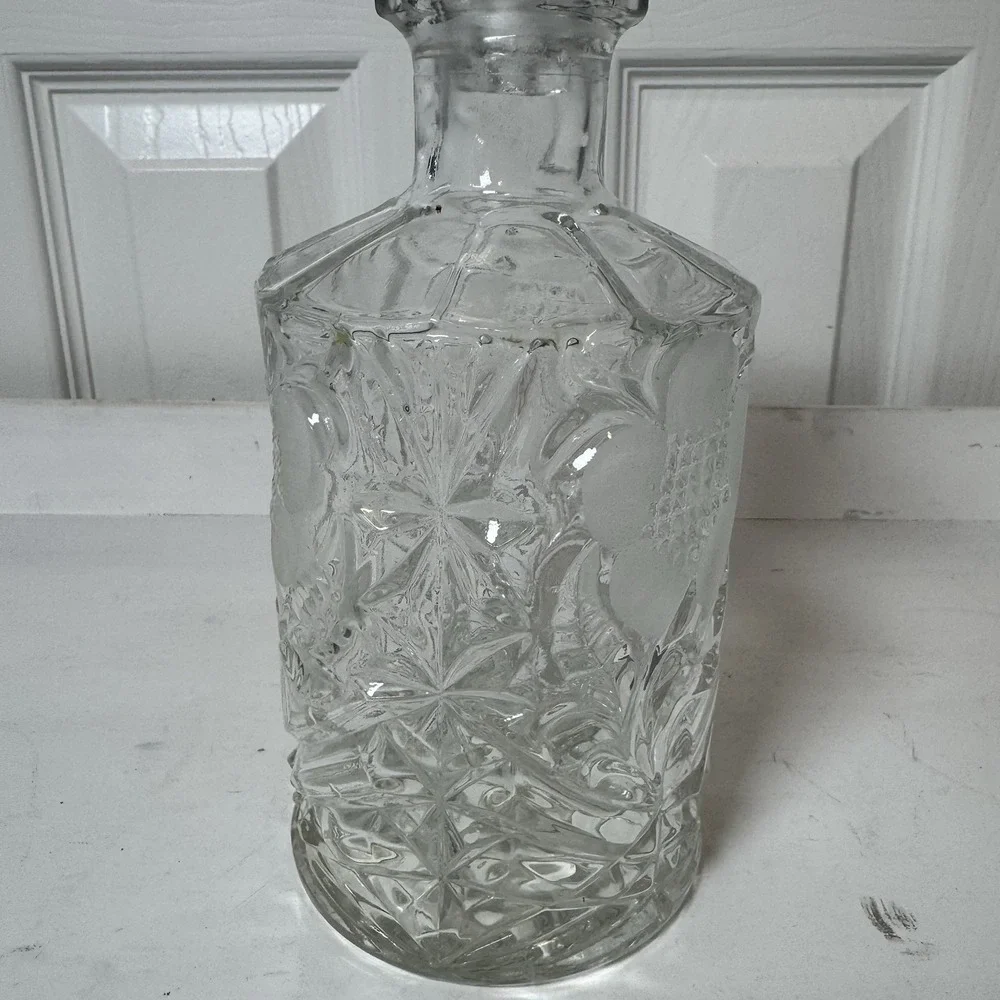 Vintage Pressed Glass Liquor‎ Decanter Daisy Pattern